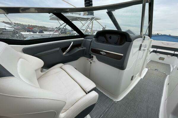 Photo of the 2017 Chaparral 307 SSX