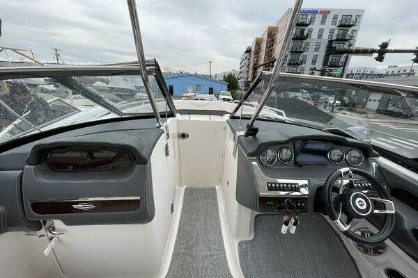 Photo of the 2017 Chaparral 307 SSX