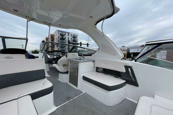 Photo of the 2017 Chaparral 307 SSX