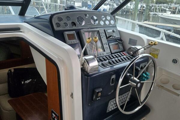 35ft Tiara Yachts Yacht For Sale