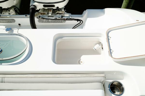 259 CC 25ft Sea Pro Yacht For Sale