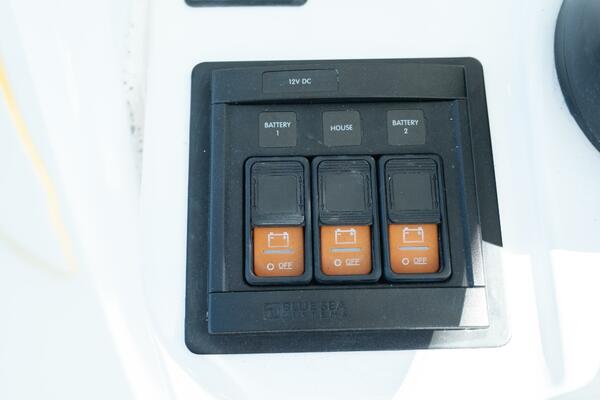 259 CC 25ft Sea Pro Yacht For Sale