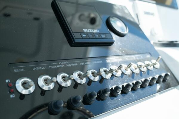 259 CC 25ft Sea Pro Yacht For Sale