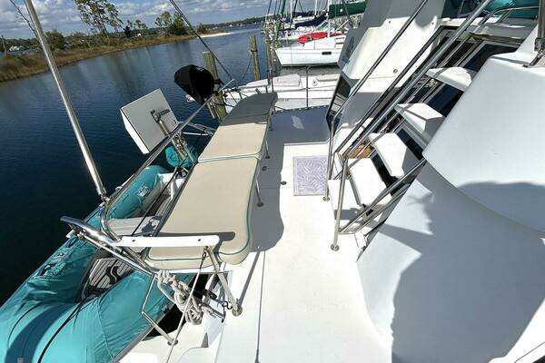 PDQ 34 Power Catamaran Yacht For Sale