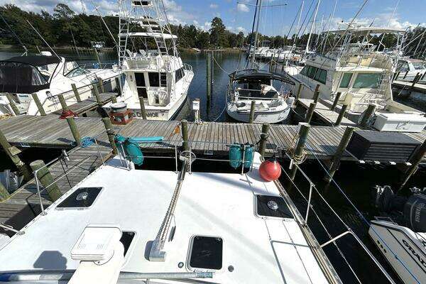 PDQ 34 Power Catamaran Yacht For Sale