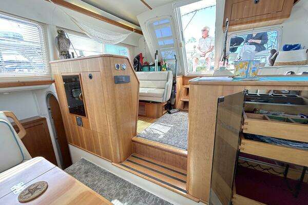 PDQ 34 Power Catamaran Yacht For Sale