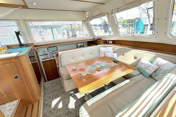 PDQ 34 Power Catamaran Yacht For Sale