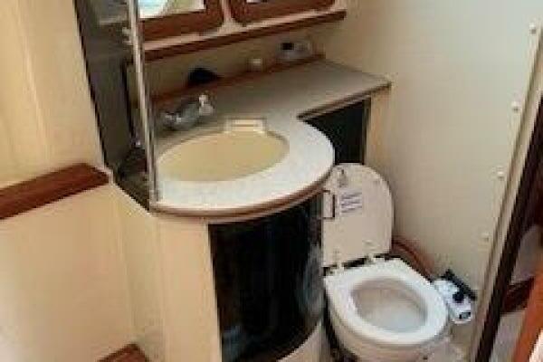 Heph Ze Bah 37ft Hunter Yacht For Sale