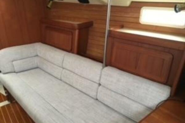 Heph Ze Bah 37ft Hunter Yacht For Sale