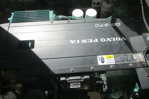 30ft Cutwater Yacht For Sale