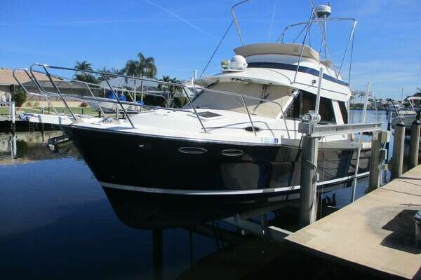 30-ft-Cutwater-2015-- Punta Gorda Florida United States  yacht for sale