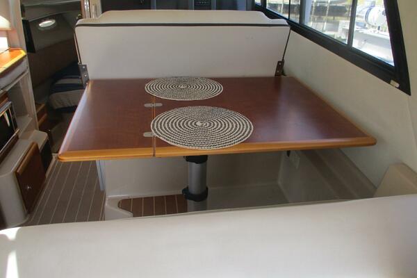 30ft Cutwater Yacht For Sale