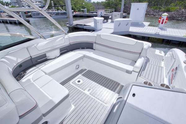Ship Faced 35ft Formula Yacht For Sale