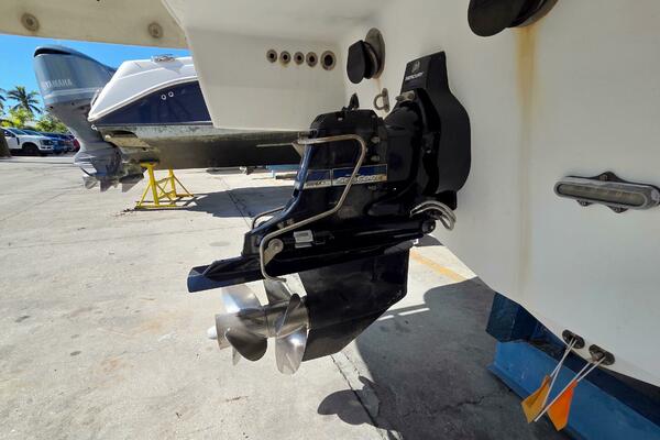 Ship Faced 35ft Formula Yacht For Sale