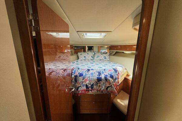 Sea Ray 540 Sundancer Yacht For Sale