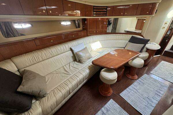 Sea Ray 540 Sundancer Yacht For Sale