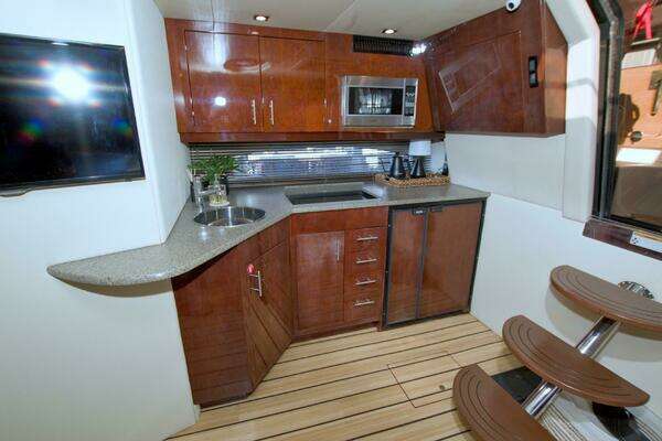 Regal 46 Sport Coupe Yacht For Sale