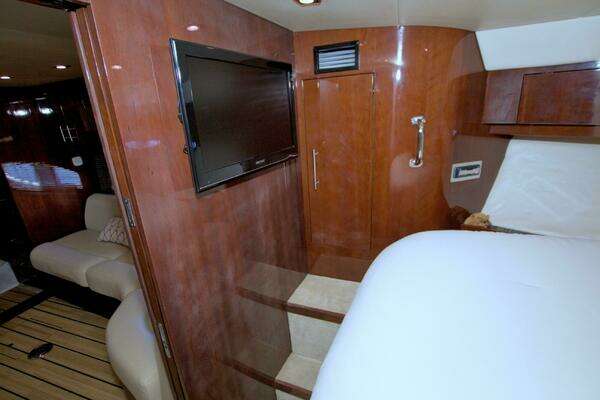 Regal 46 Sport Coupe Yacht For Sale