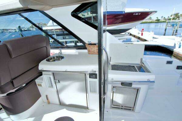 Regal 46 Sport Coupe Yacht For Sale