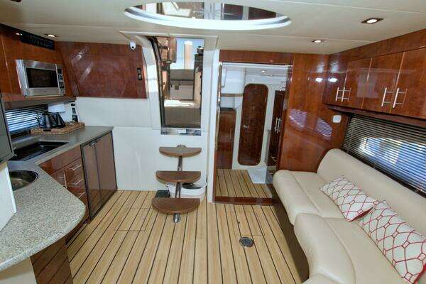 Regal 46 Sport Coupe Yacht For Sale