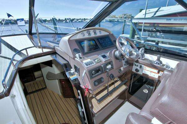 Regal 46 Sport Coupe Yacht For Sale