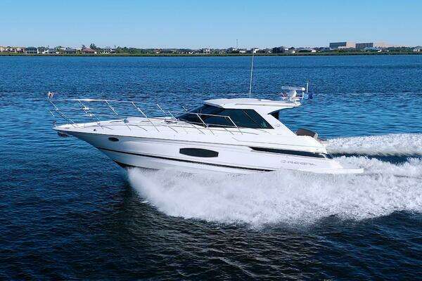 Regal 46 Sport Coupe Yacht For Sale