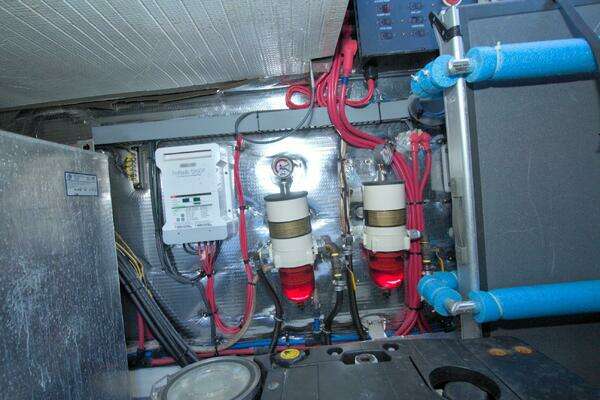 Regal 46 Sport Coupe Yacht For Sale