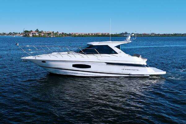 Regal 46 Sport Coupe Yacht For Sale