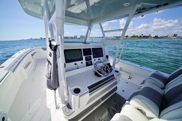 Little Lady 35ft Invincible Yacht For Sale