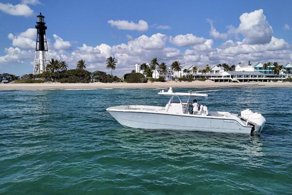 Little Lady 35ft Invincible Yacht For Sale