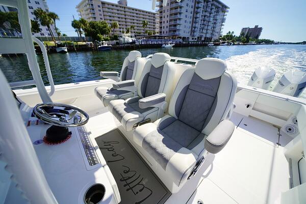 Little Lady 35ft Invincible Yacht For Sale