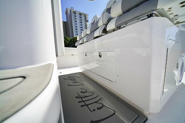 Little Lady 35ft Invincible Yacht For Sale