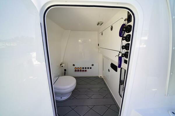 Little Lady 35ft Invincible Yacht For Sale