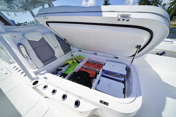 Little Lady 35ft Invincible Yacht For Sale