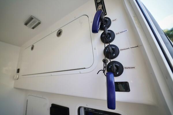 Little Lady 35ft Invincible Yacht For Sale