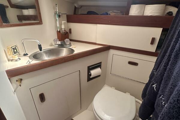 Bay Lark 34ft Sabre Yacht For Sale