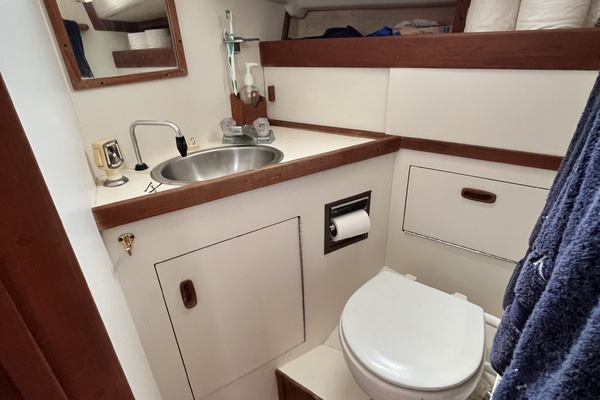 Bay Lark 34ft Sabre Yacht For Sale