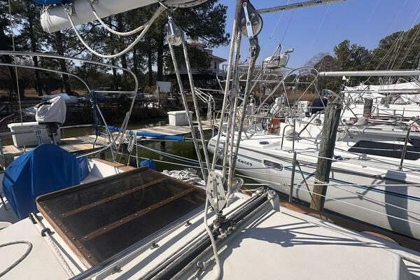Bay Lark 34ft Sabre Yacht For Sale