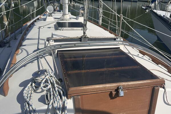 Bay Lark 34ft Sabre Yacht For Sale