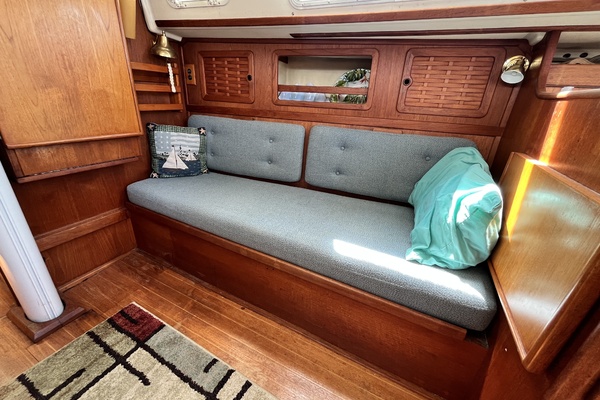 Bay Lark 34ft Sabre Yacht For Sale