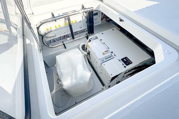 48ft HCB Yacht For Sale