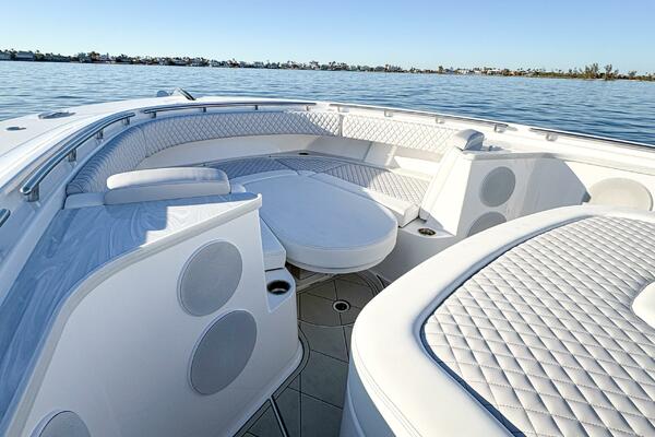 48ft HCB Yacht For Sale