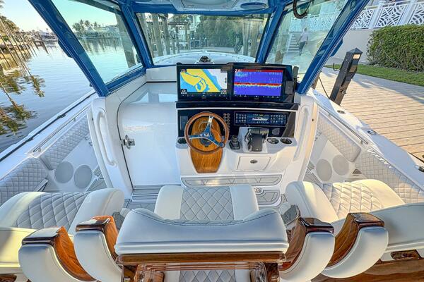 48ft HCB Yacht For Sale