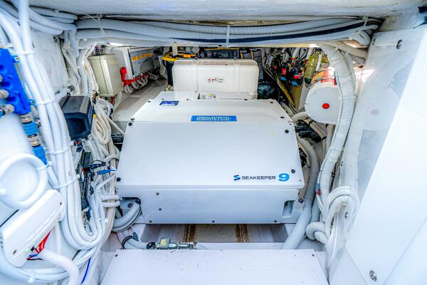 56ft HCB Yacht For Sale