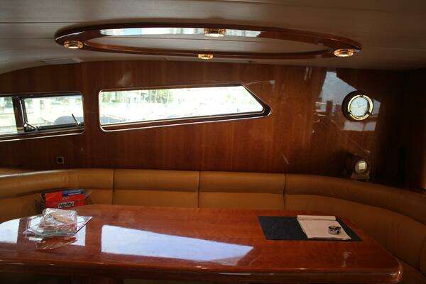 Horizon 70 FLY Yacht For Sale