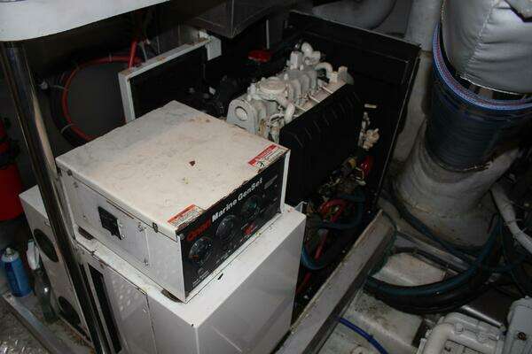 Horizon 70 FLY Yacht For Sale