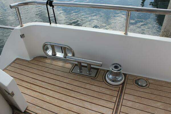 Horizon 70 FLY Yacht For Sale