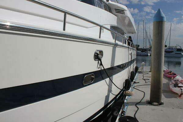 Horizon 70 FLY Yacht For Sale