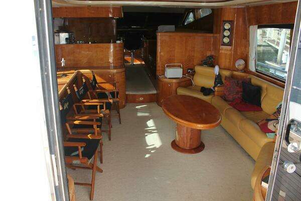 Horizon 70 FLY Yacht For Sale