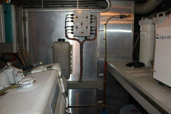 Horizon 70 FLY Yacht For Sale